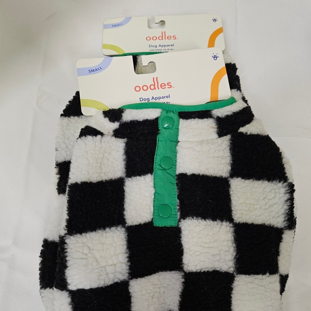 Oodles Dog Apparel Fleece Small Black White Checkered‎ Green Trim 10-18 lbs NEW